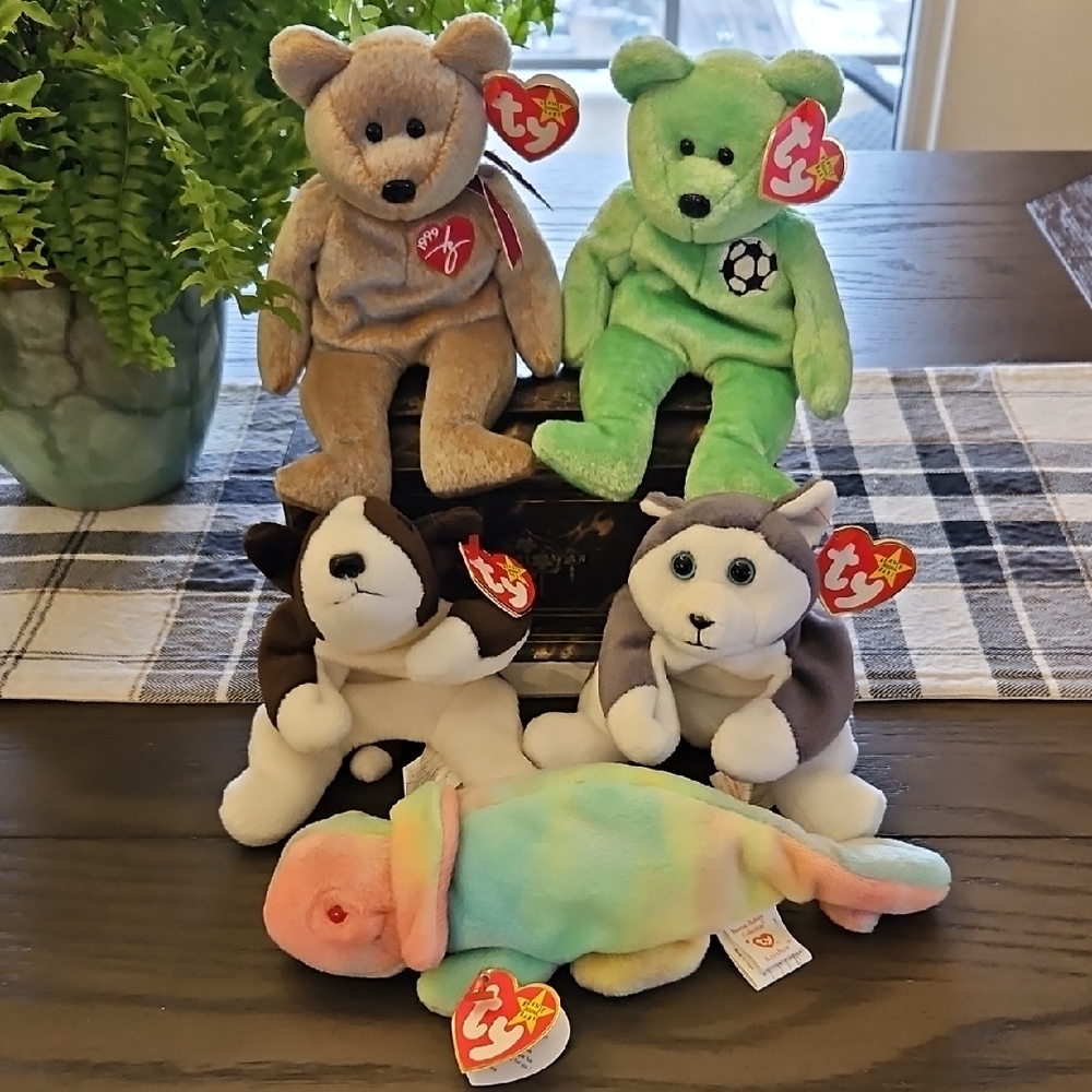 Ty Plush Toy Bundle Of 5 - Bears, Husky, Chameleon, Dog